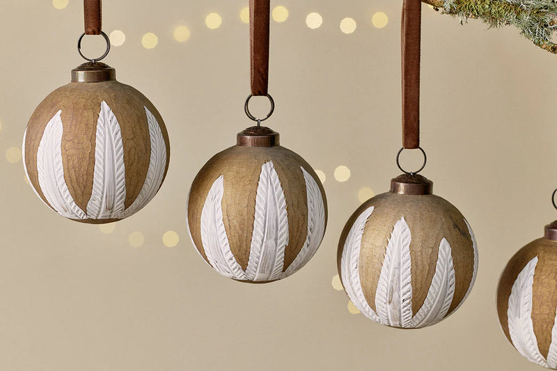 Nori Gold & Cream Baubles (Set of 4)