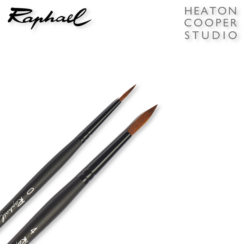 Raphael Stradivarius Series 8344 Angled Round Brush